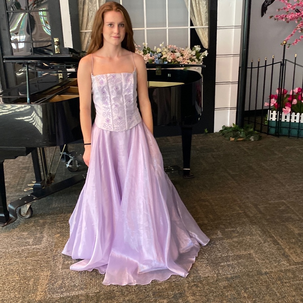 Lovely light purple Maxi formal